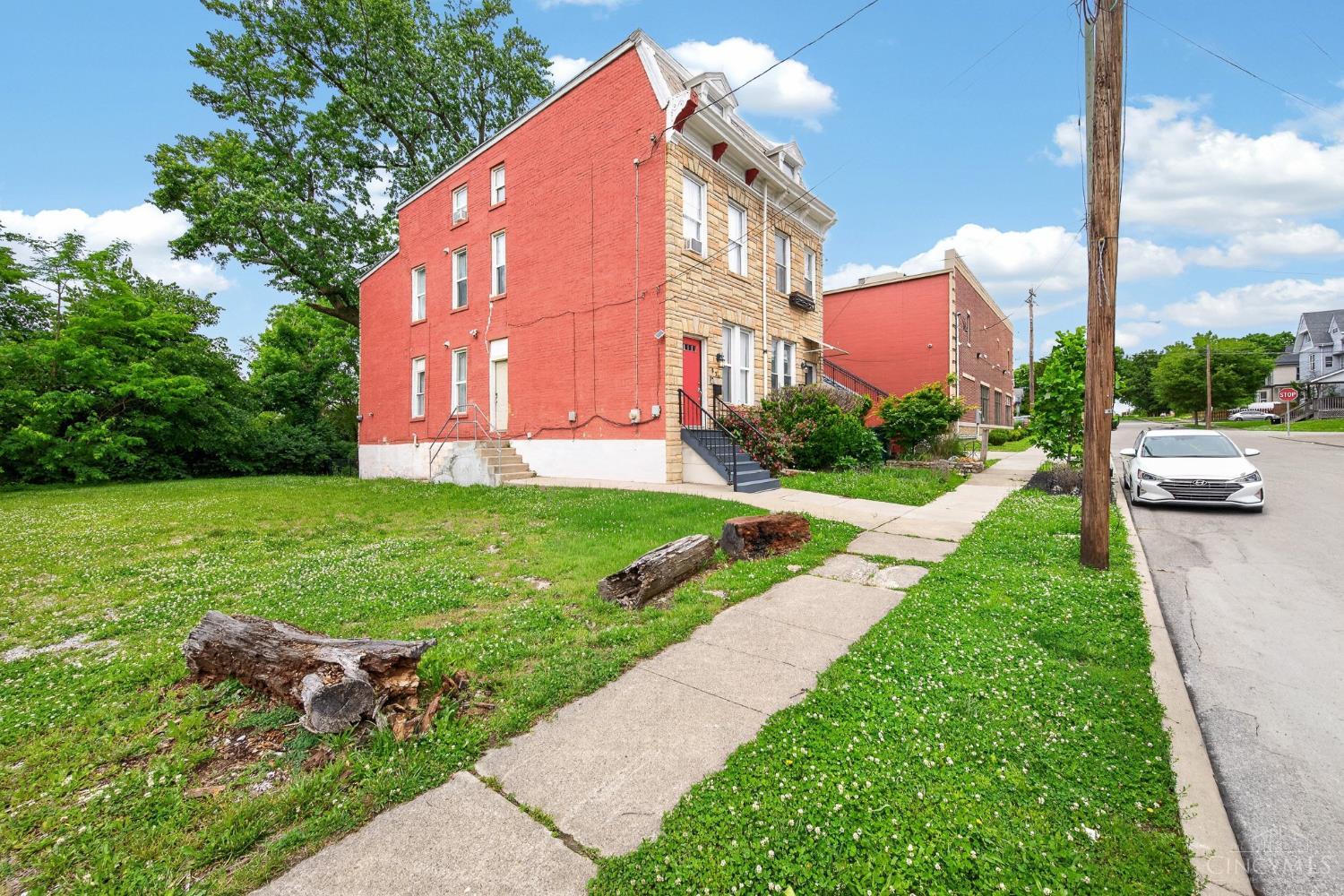 Homes for sale in Cincinnati, OH | 819 Summit Avenue, Cincinnati, OH 45204 | MLS# 1880268