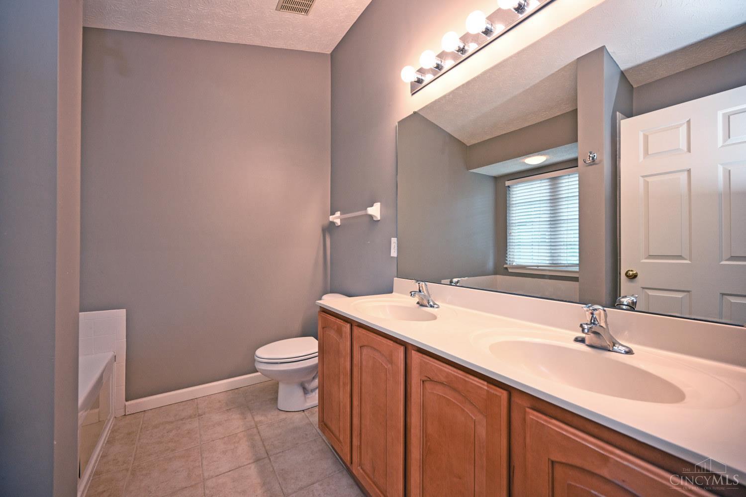7207 Ivy Way, Newtown, OH, 45244 — photo 24