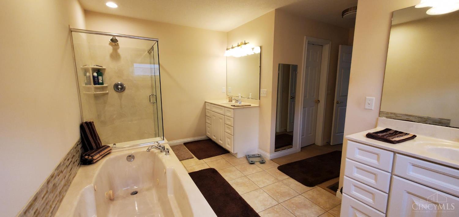 4381 Rita Mae Drive, Fairfield, OH, 45014 — photo 34