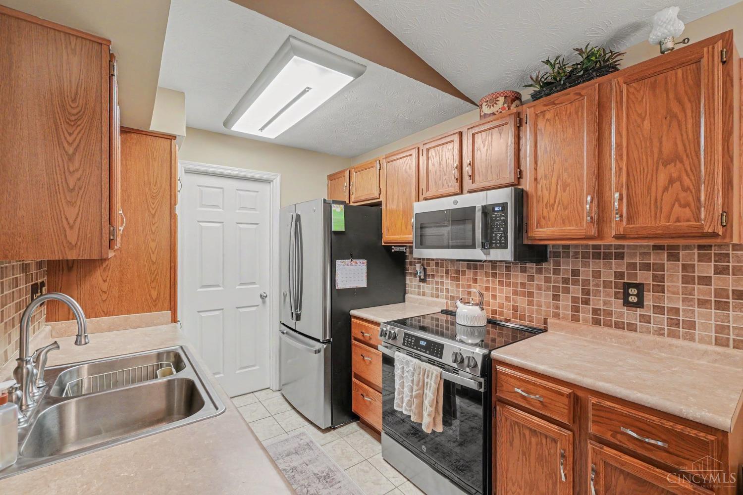 9805 Regatta Drive #301, Cincinnati, OH, 45252 — photo 4
