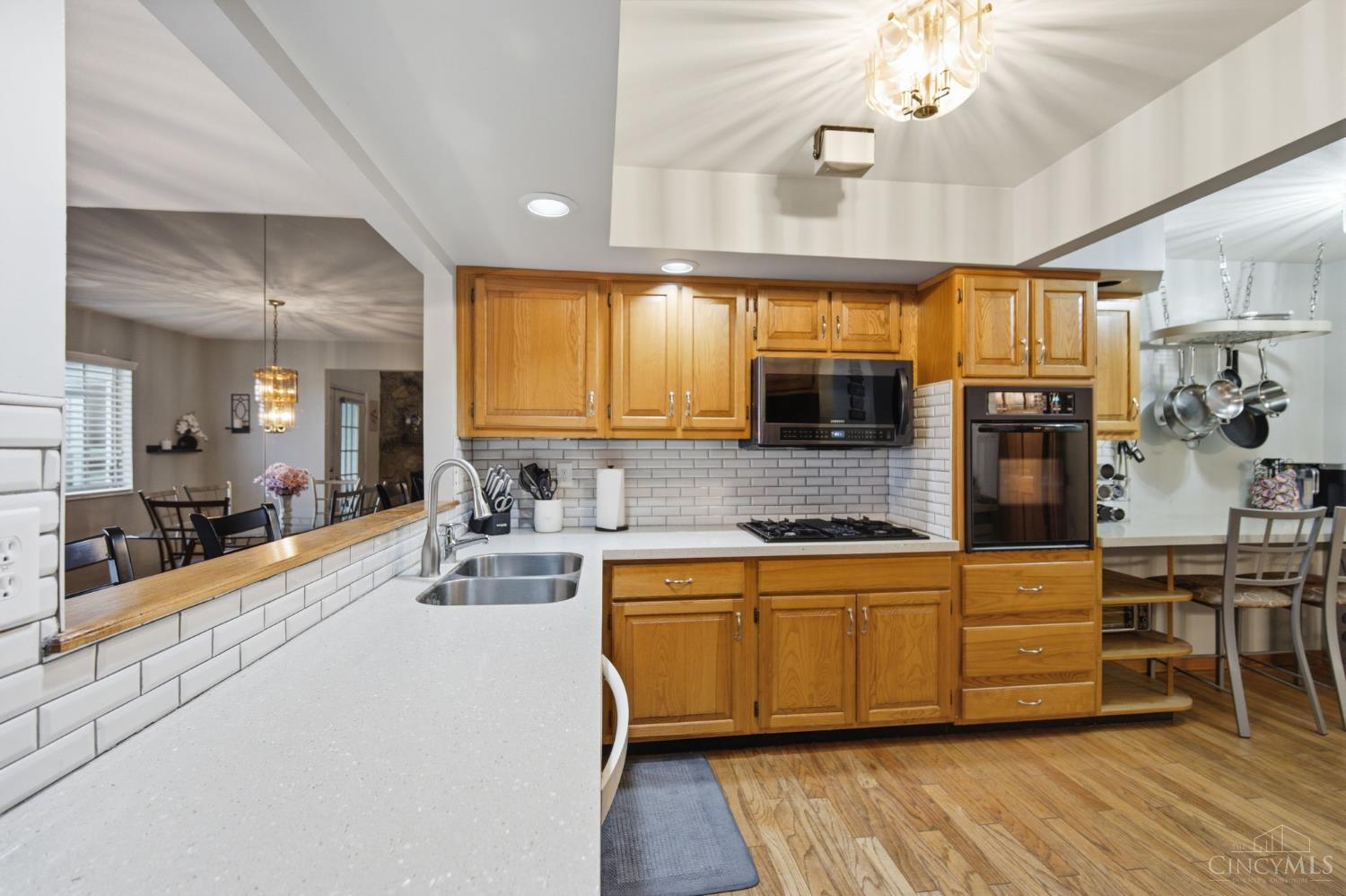 12150 Peak Drive, Cincinnati, OH, 45246 — photo 29
