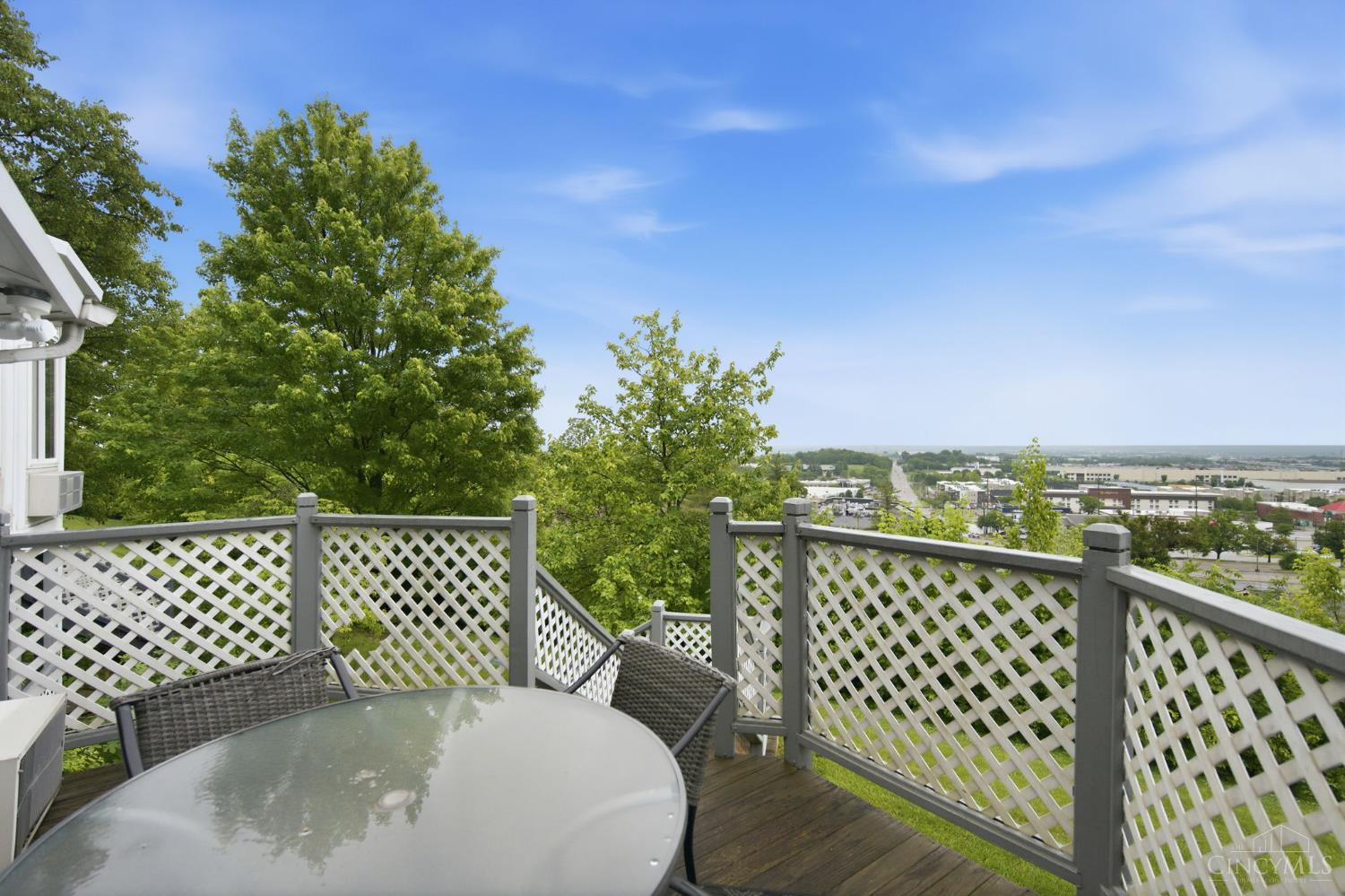 12150 Peak Drive, Cincinnati, OH, 45246 — photo 5