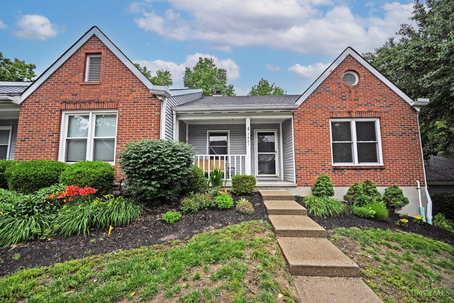 Homes for sale in Cincinnati, OH | 5461 Hanover Cir, Cincinnati, OH 45230 | MLS# 1880057
