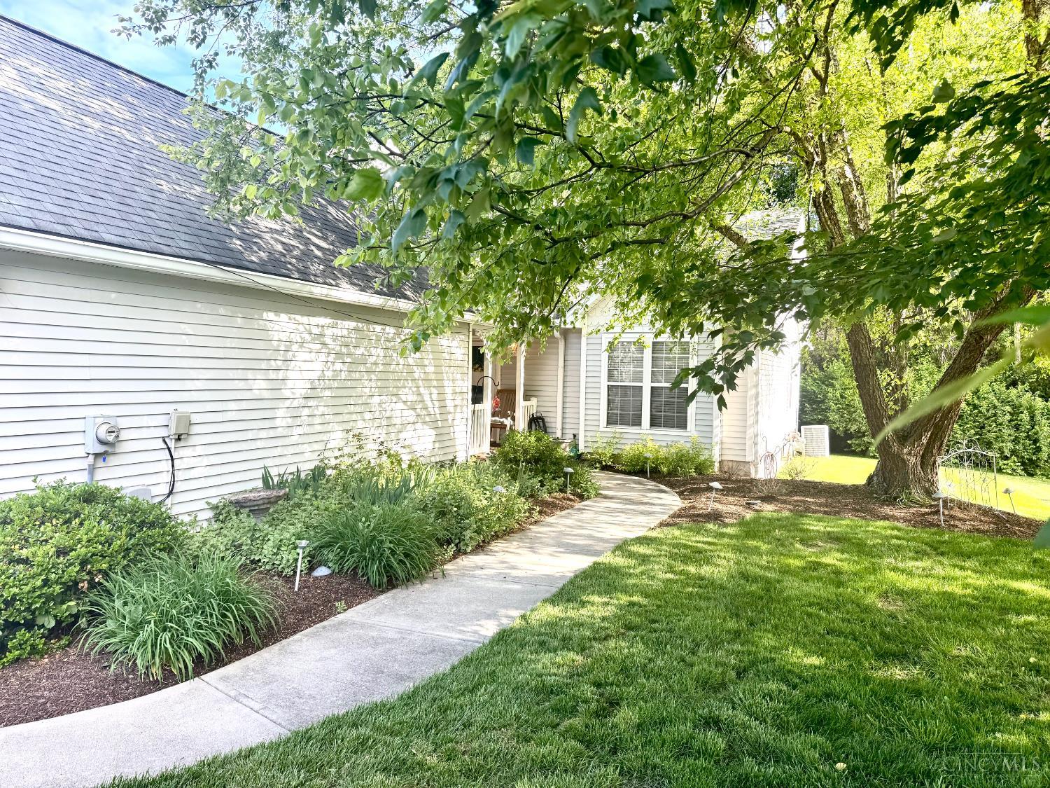 Homes for sale in Maineville, OH | 7612 Lake Pointe, Maineville, OH 45039 | MLS# 1880259