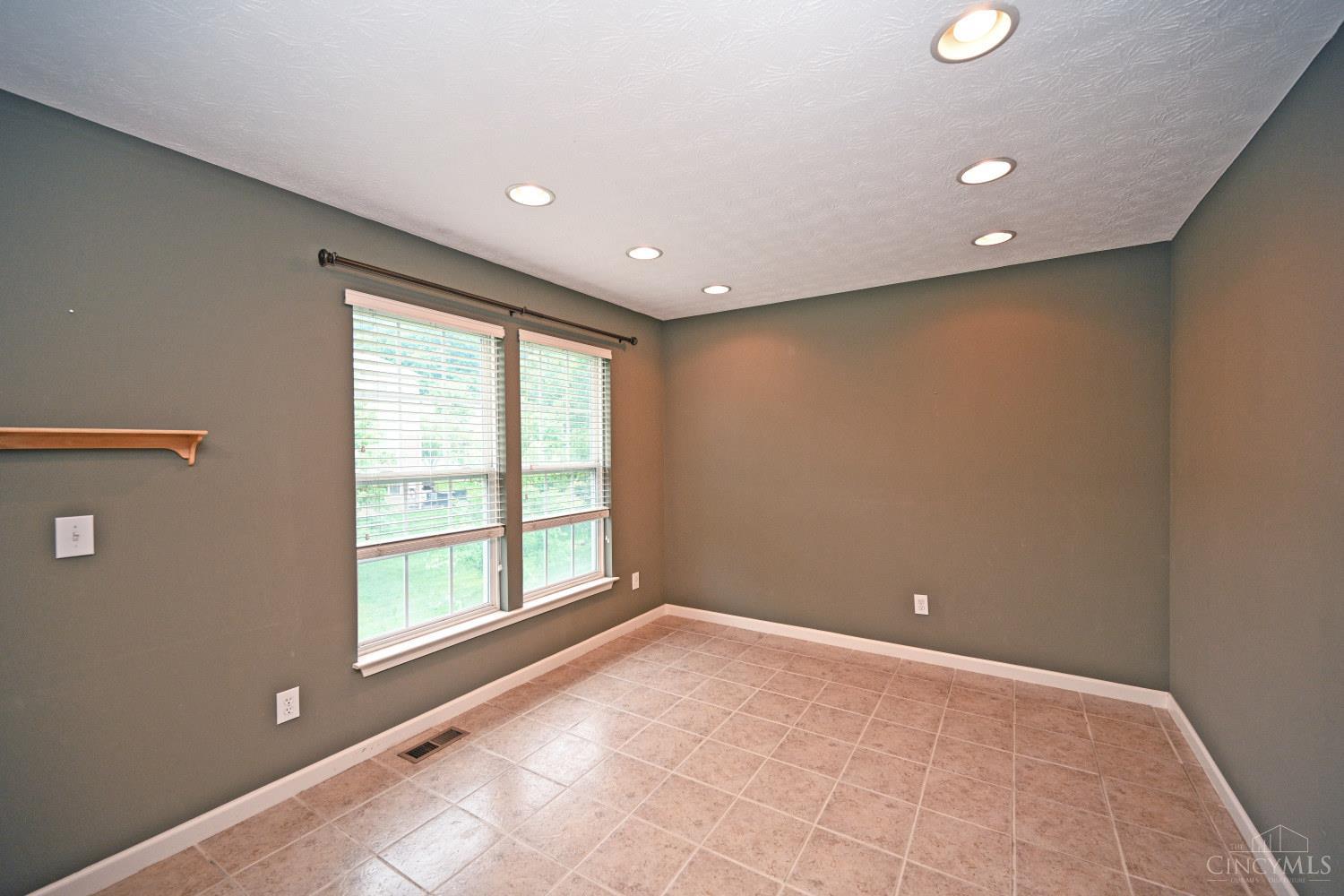 7207 Ivy Way, Newtown, OH, 45244 — photo 15