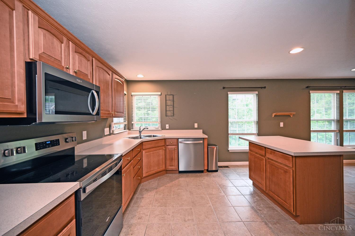 7207 Ivy Way, Newtown, OH, 45244 — photo 10