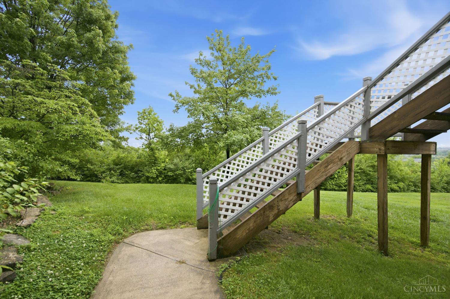 12150 Peak Drive, Cincinnati, OH, 45246 — photo 10