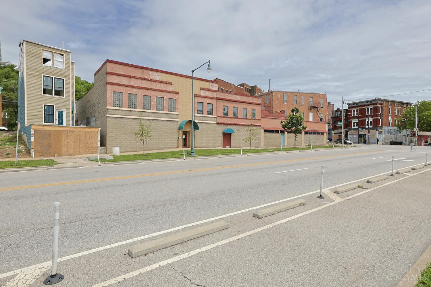 2108 Central Parkway, Cincinnati, OH, 45214 — photo 3