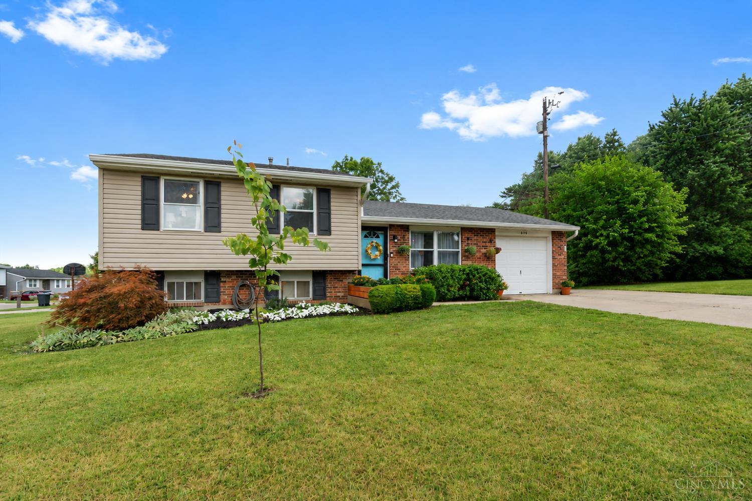 Homes for sale in Delhi Twp, OH | 5176 Dundas Dr, Delhi Twp, OH 45238 | MLS# 1880227