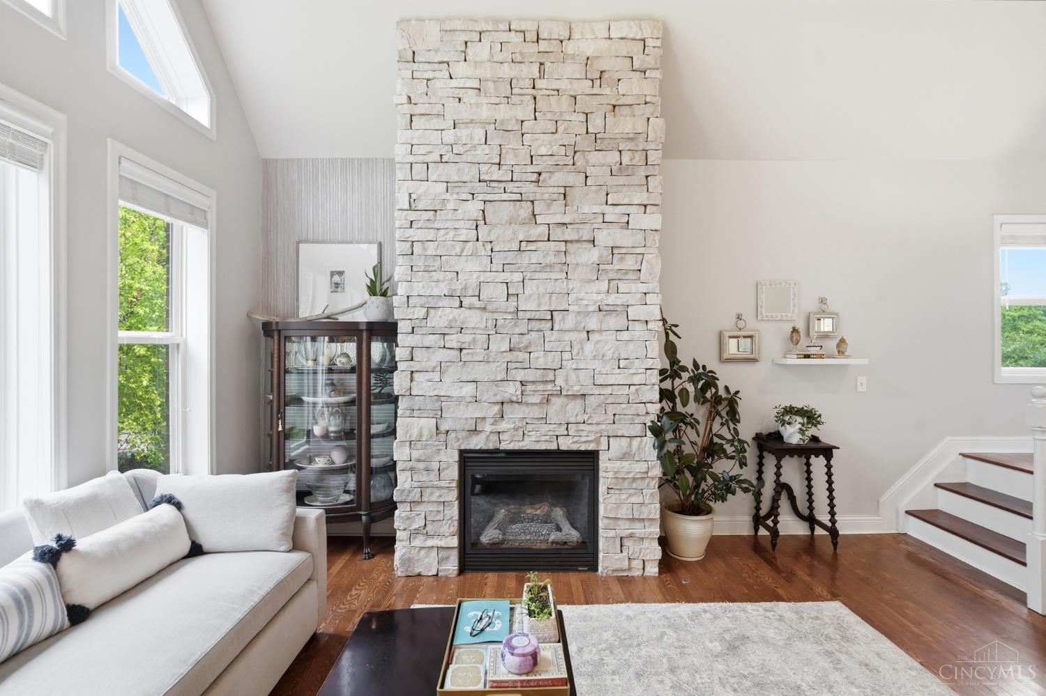 6809 Stewart Road, Columbia Twp, OH, 45236 — photo 11
