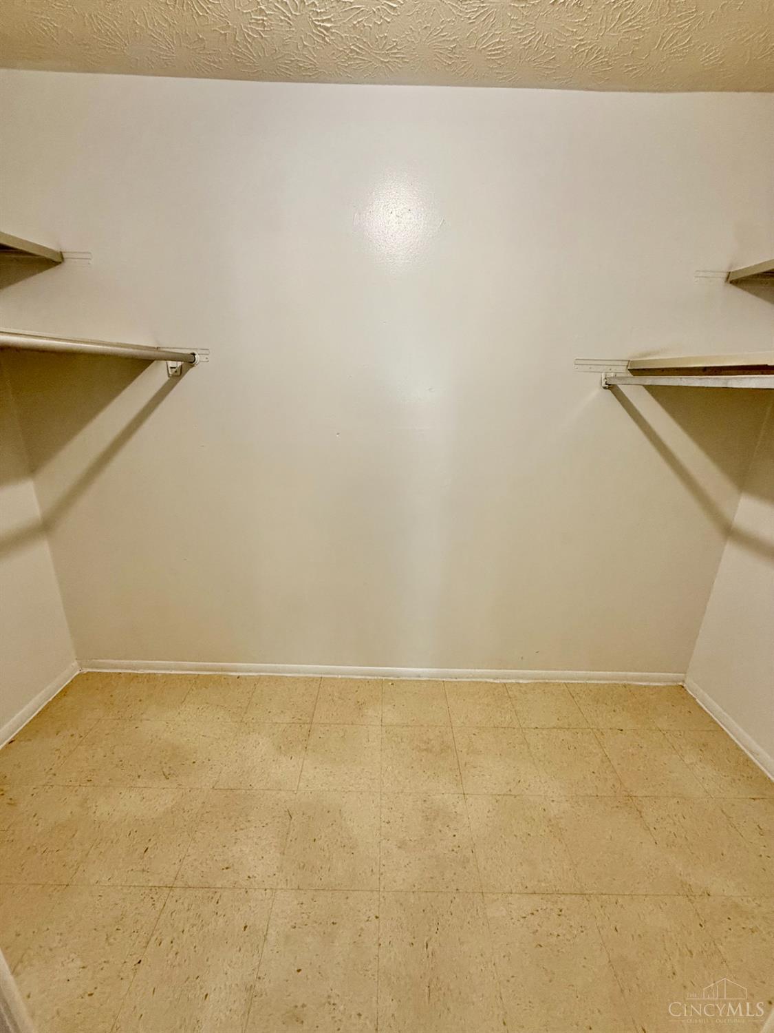3527 Werk Road #12, Cincinnati, OH, 45248 — photo 9