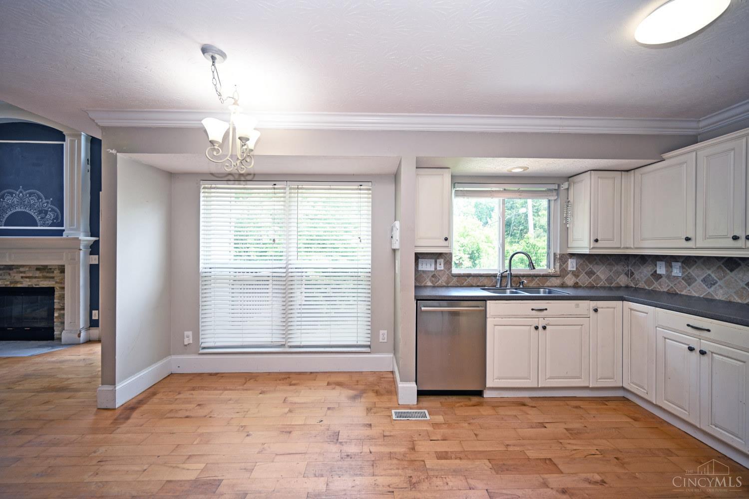1208 Parkside Drive, Union Twp, OH, 45103 — photo 9