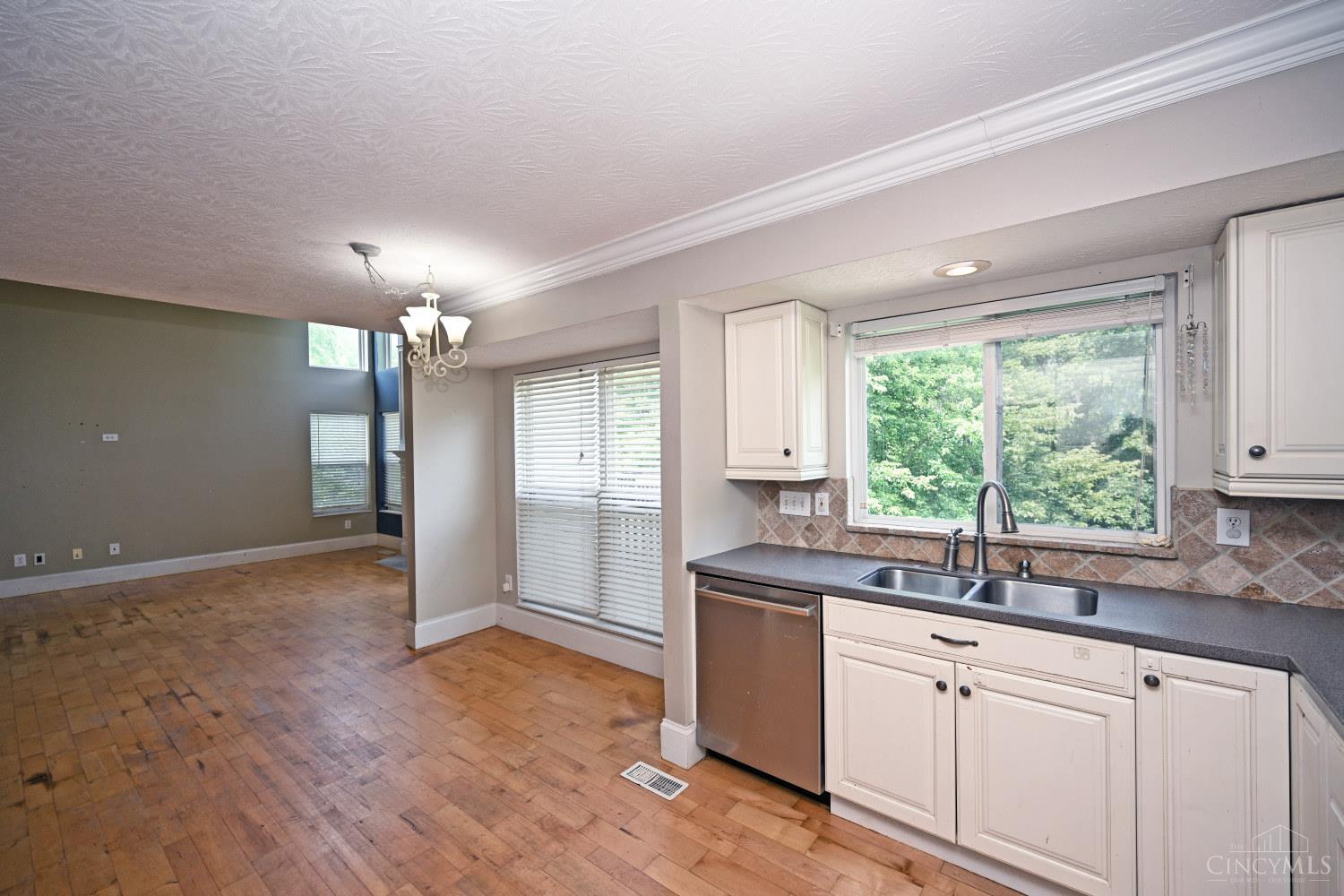 1208 Parkside Drive, Union Twp, OH, 45103 — photo 12