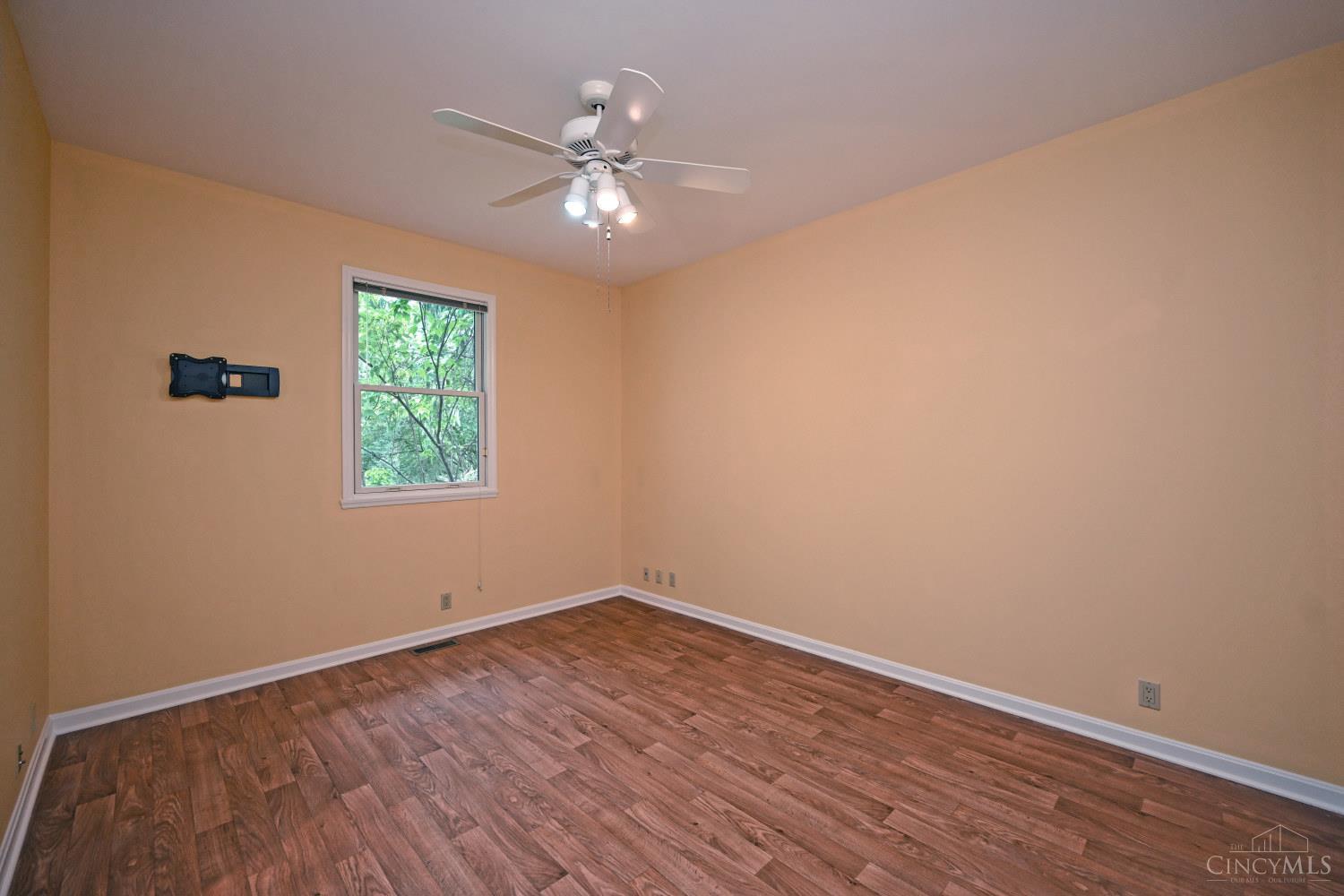 913 Bilamy Court