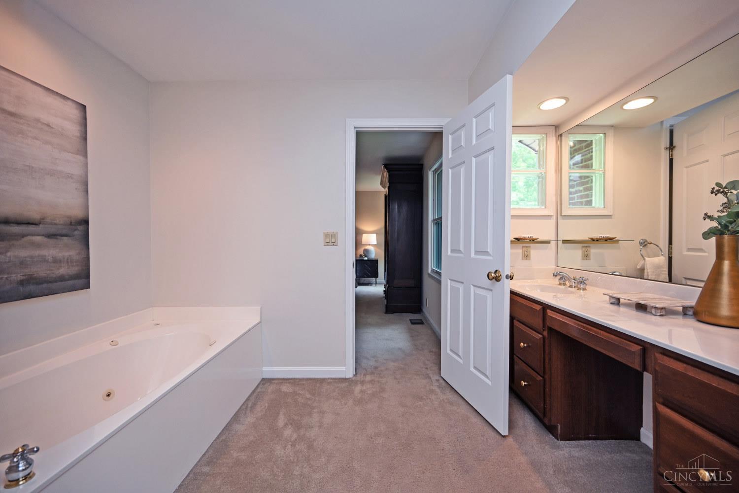 913 Bilamy Court
