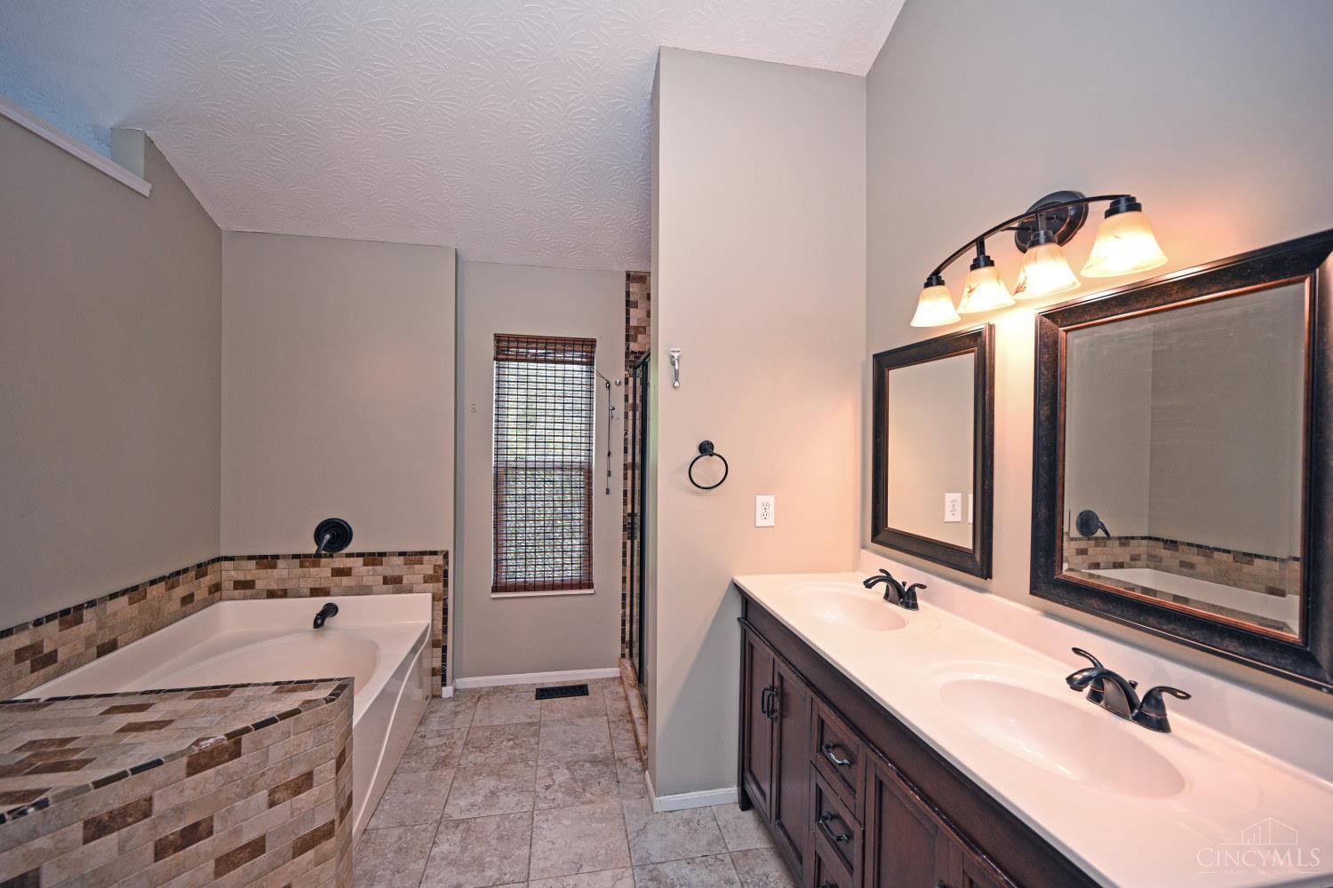 1208 Parkside Drive, Union Twp, OH, 45103 — photo 30
