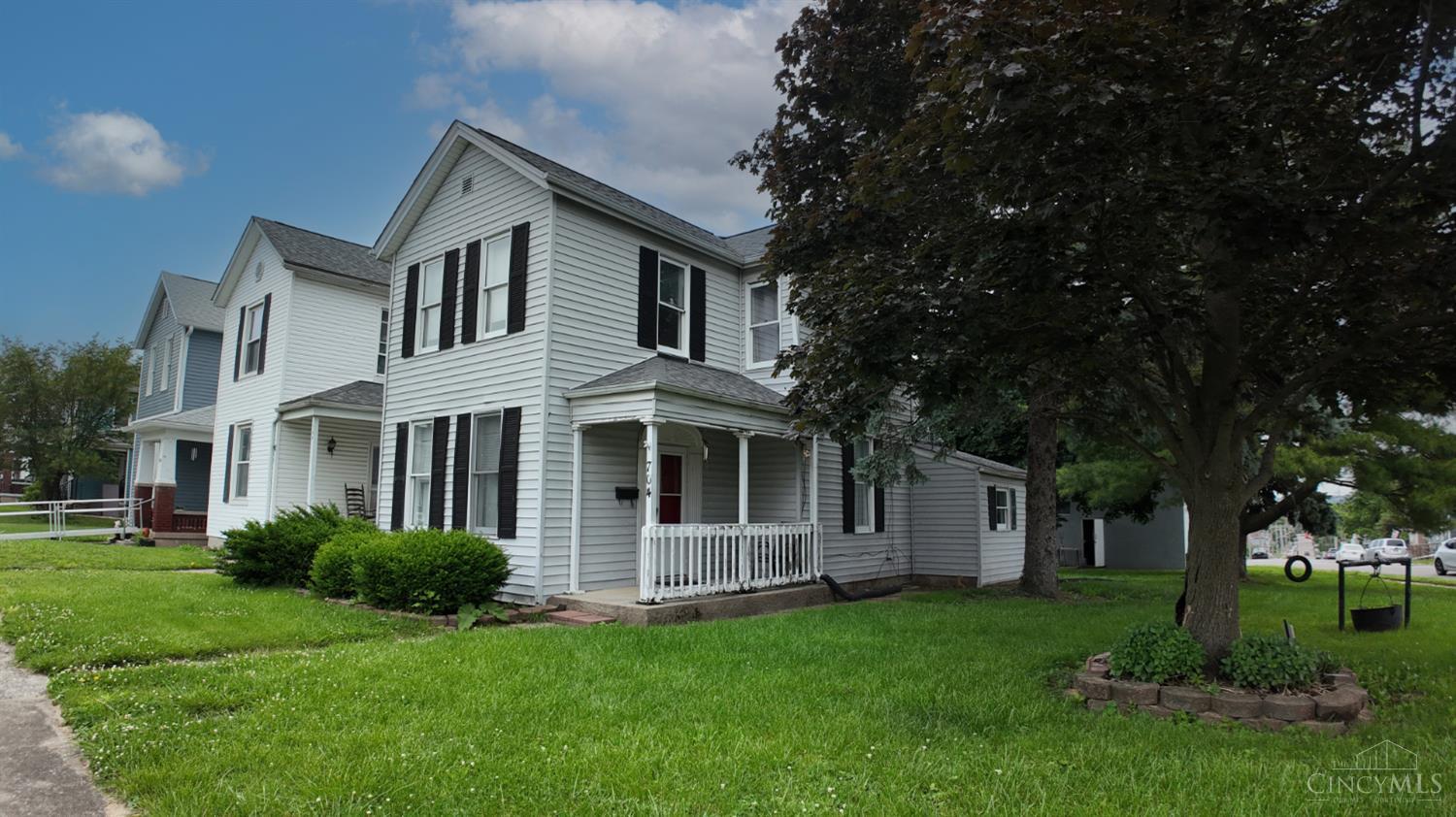 1st image of 704 Prytania Ave, Hamilton, OH 45013 | MLS# 1880409