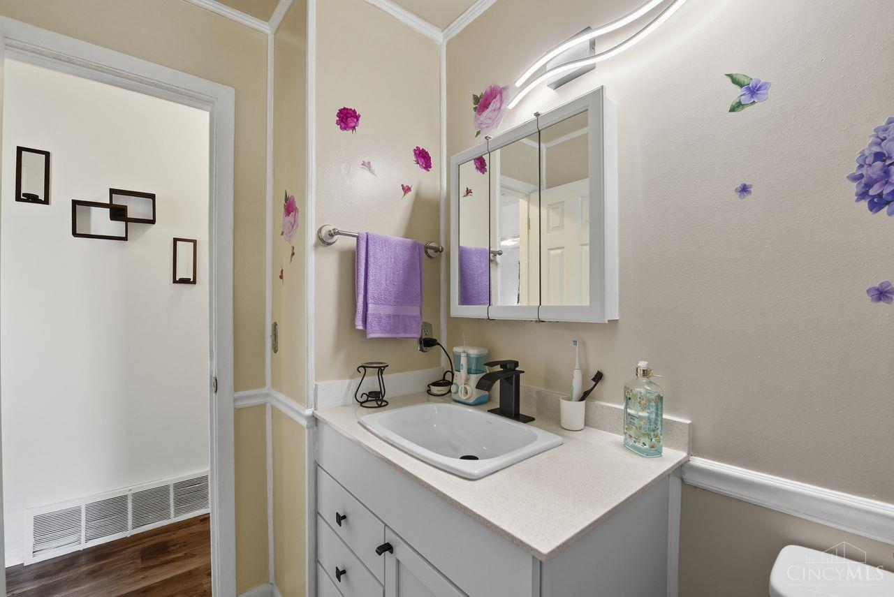 5974 Sunridge Drive, Cincinnati, OH, 45224 — photo 19