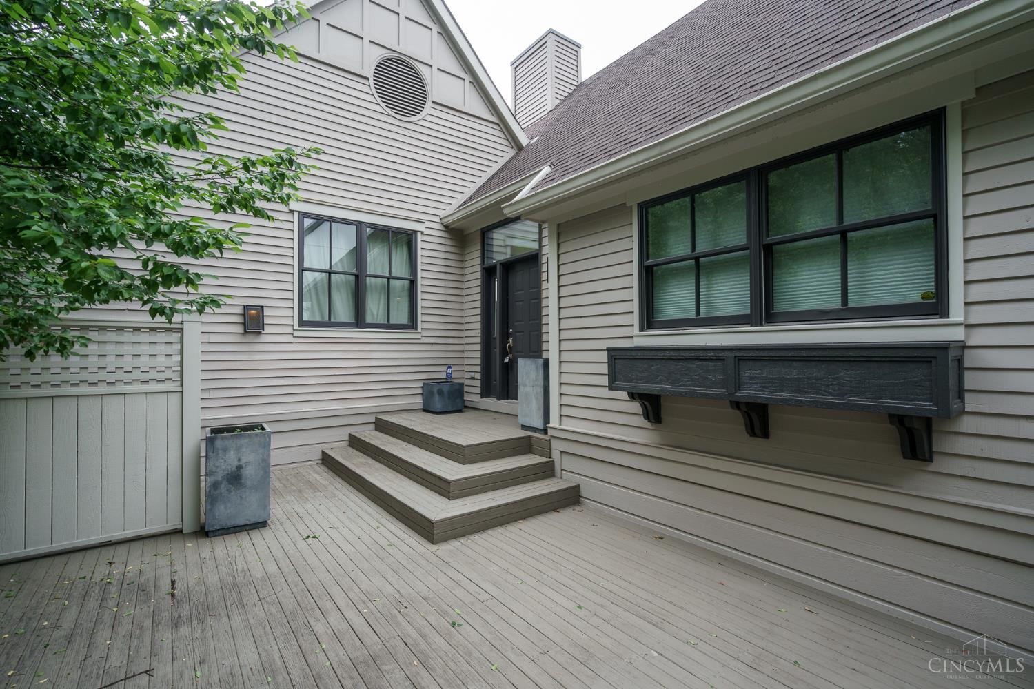 987 Hill Street, Cincinnati, OH, 45202 — photo 36
