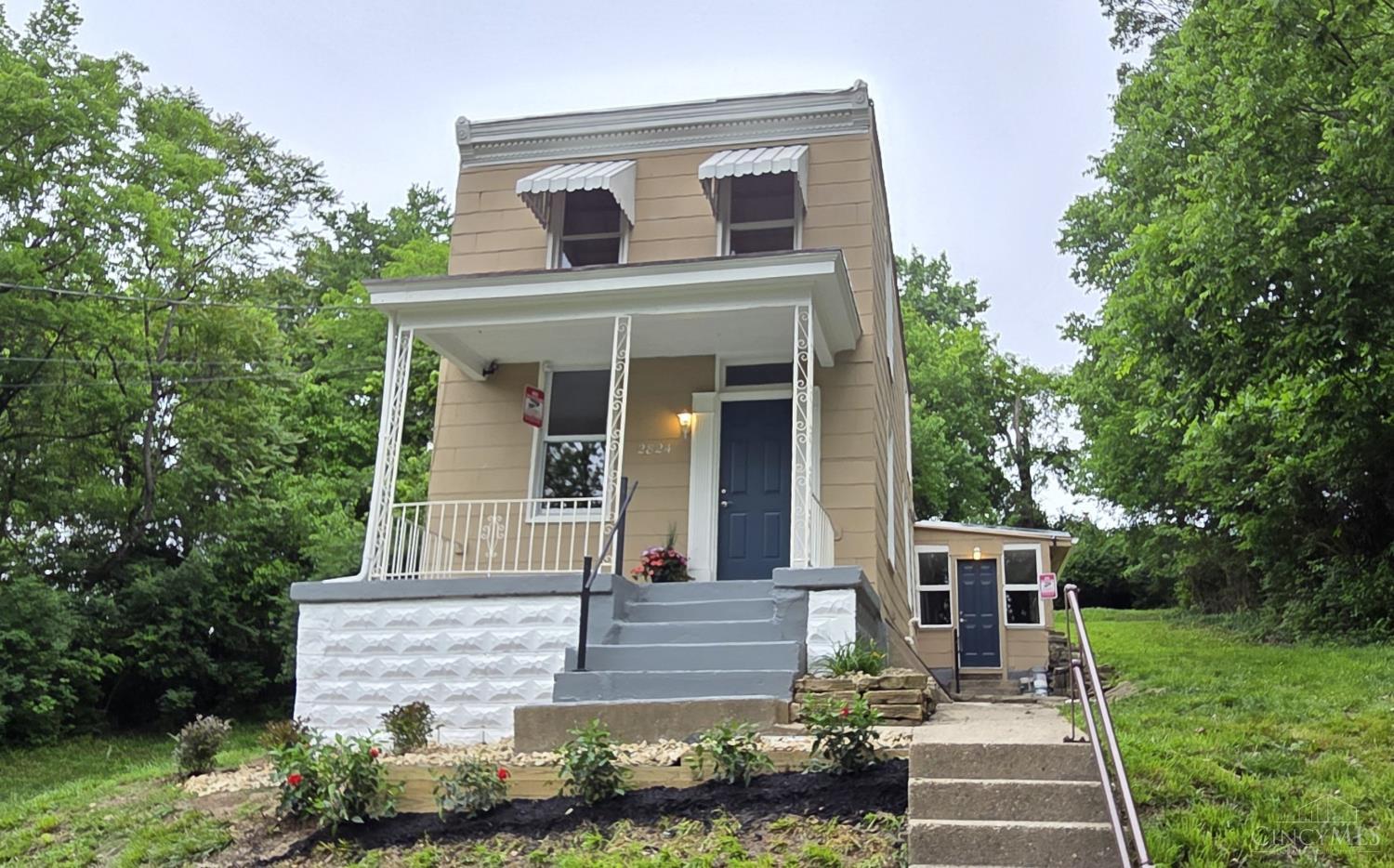 Homes for sale in Cincinnati, OH | 2824 Sterrett Ave, Cincinnati, OH 45204 | MLS# 1880364