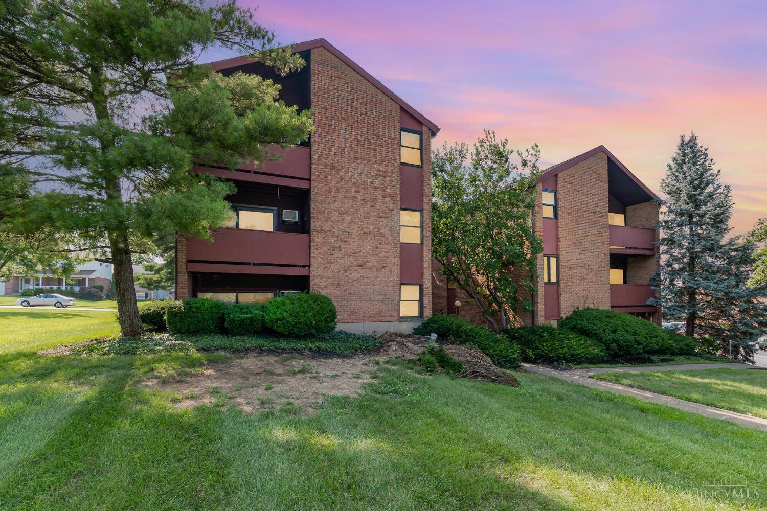 Homes for sale in St Bernard, OH | 4901 Chalet Dr #308, St Bernard, OH 45217 | MLS# 1880445