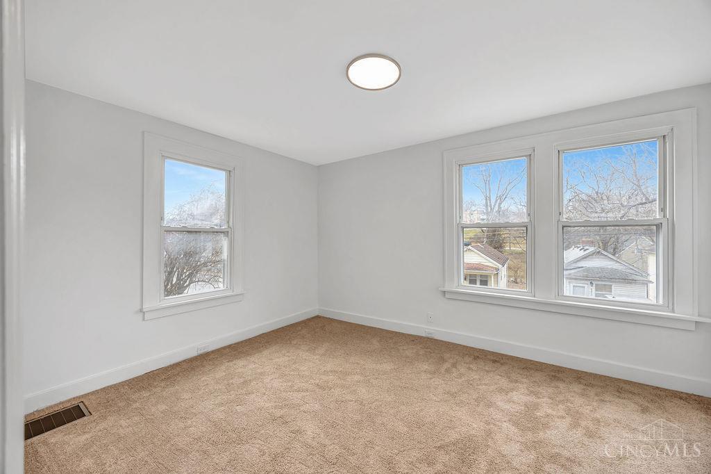 6254 Betts Avenue, Springfield Twp., OH, 45224 — photo 12