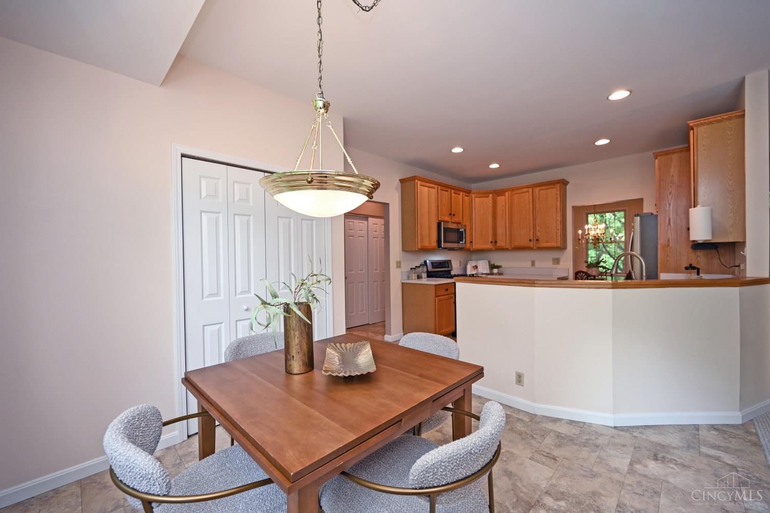 913 Bilamy Court
