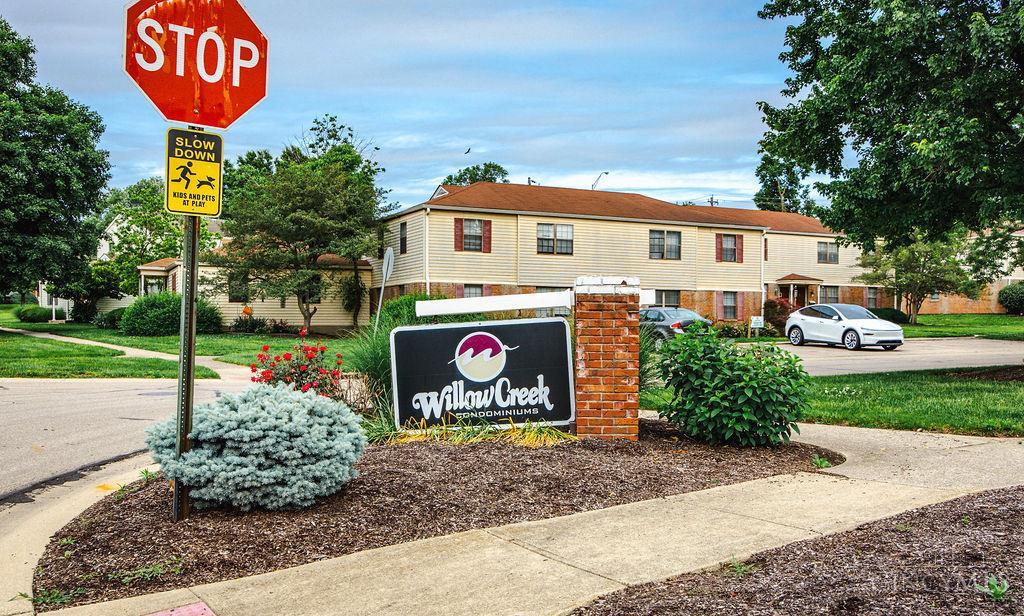 Homes for sale in Sycamore Twp, OH | 1937 Chaucer Dr #B, Sycamore Twp, OH 45237 | MLS# 1880368