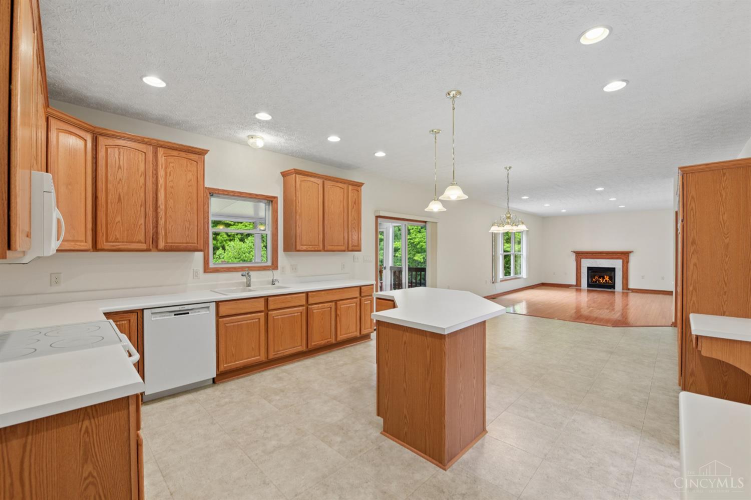 1109 Asbury Road, Anderson Twp, OH, 45255 — photo 14