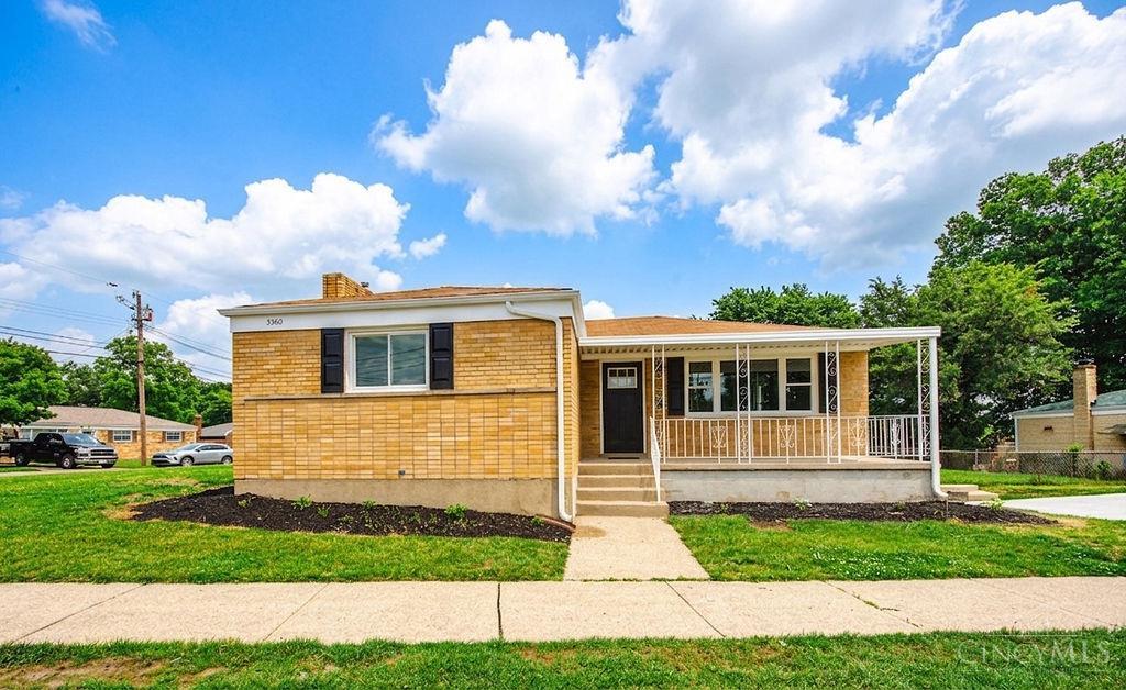 Homes for sale in Delhi Twp, OH | 5360 Carefree Ct, Delhi Twp, OH 45238 | MLS# 1880452