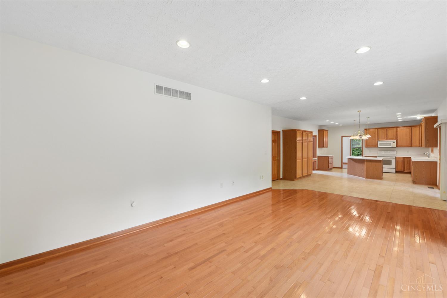 1109 Asbury Road, Anderson Twp, OH, 45255 — photo 28