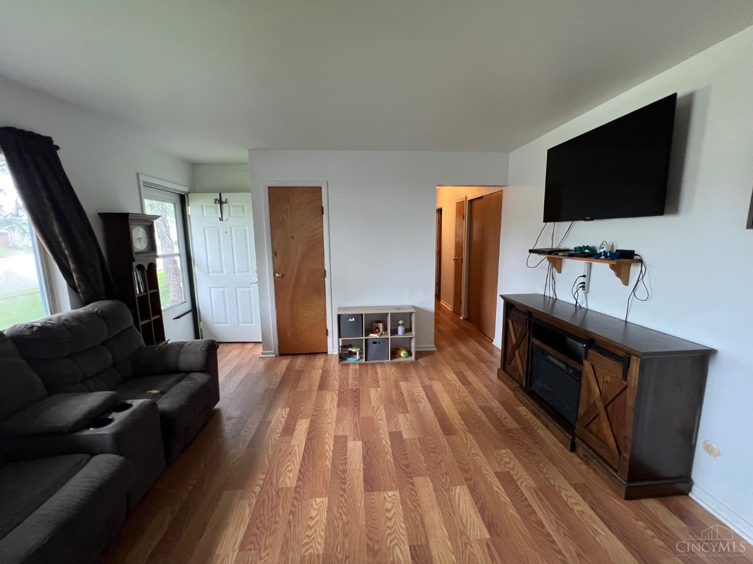 304 Sunset Drive, New Carlisle, OH, 45344 — photo 4