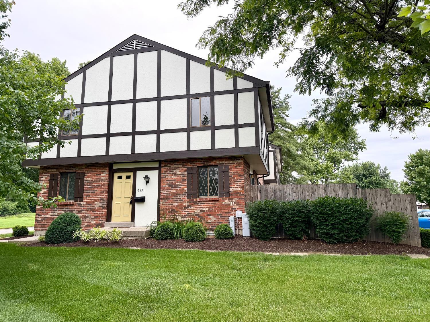 9531 Haddington Court, Colerain Twp, OH, 45251 — photo 2