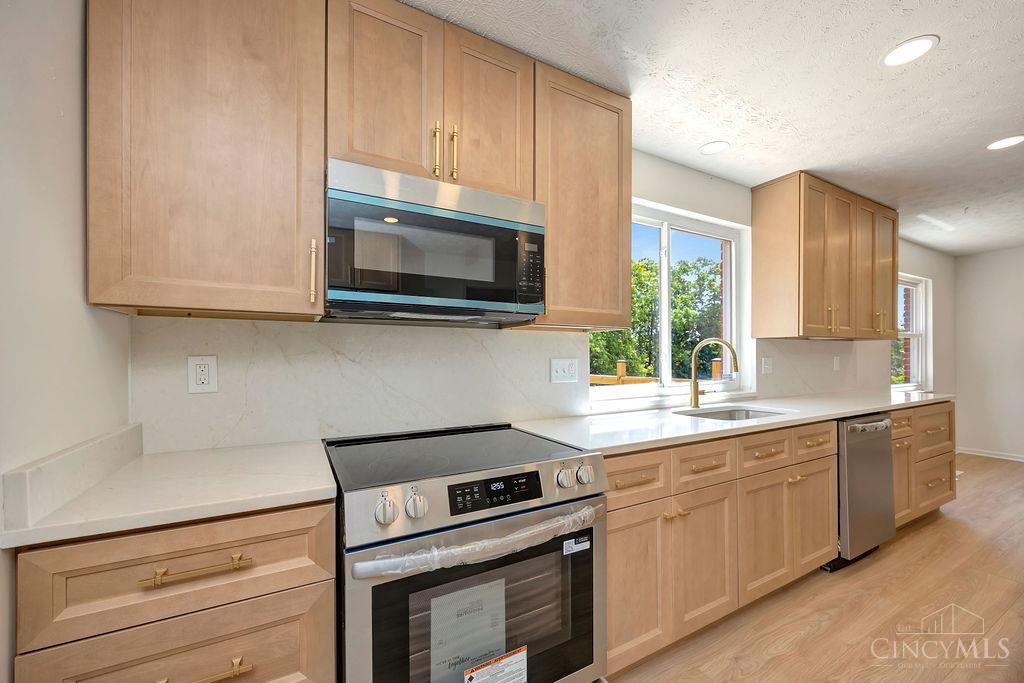 7764 Rolling Meadows Drive, West Chester, OH, 45069 — photo 19