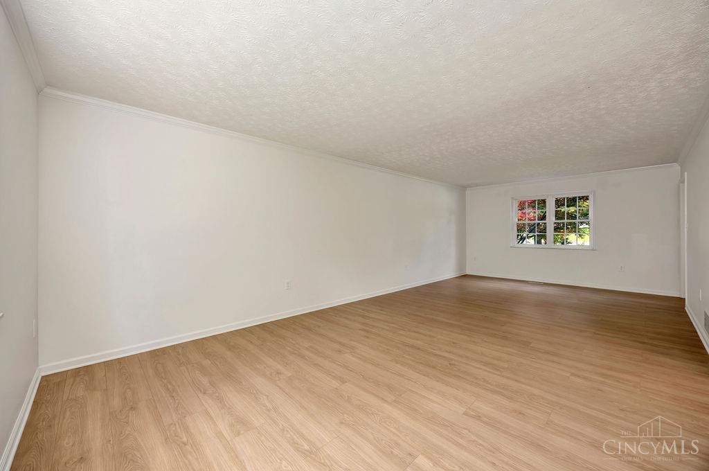7764 Rolling Meadows Drive, West Chester, OH, 45069 — photo 10