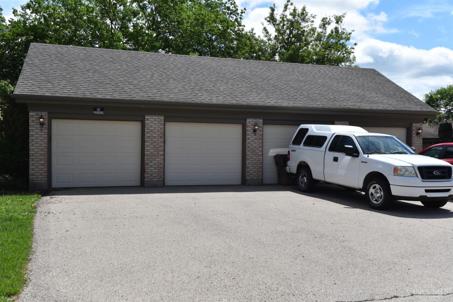 7767 Brams Hill Drive, Washington Twp, OH, 45459 — photo 5