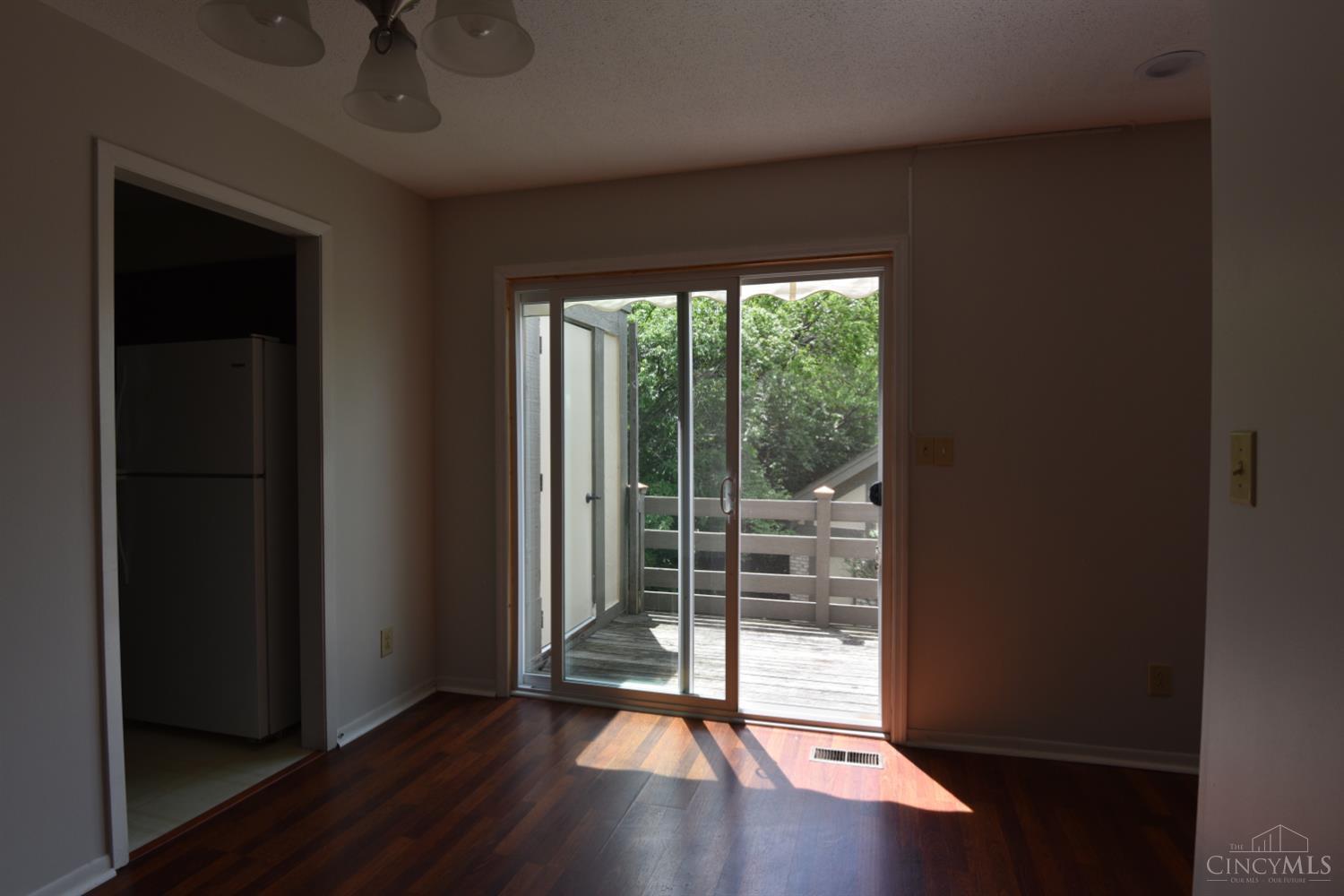 7767 Brams Hill Drive, Washington Twp, OH, 45459 — photo 10