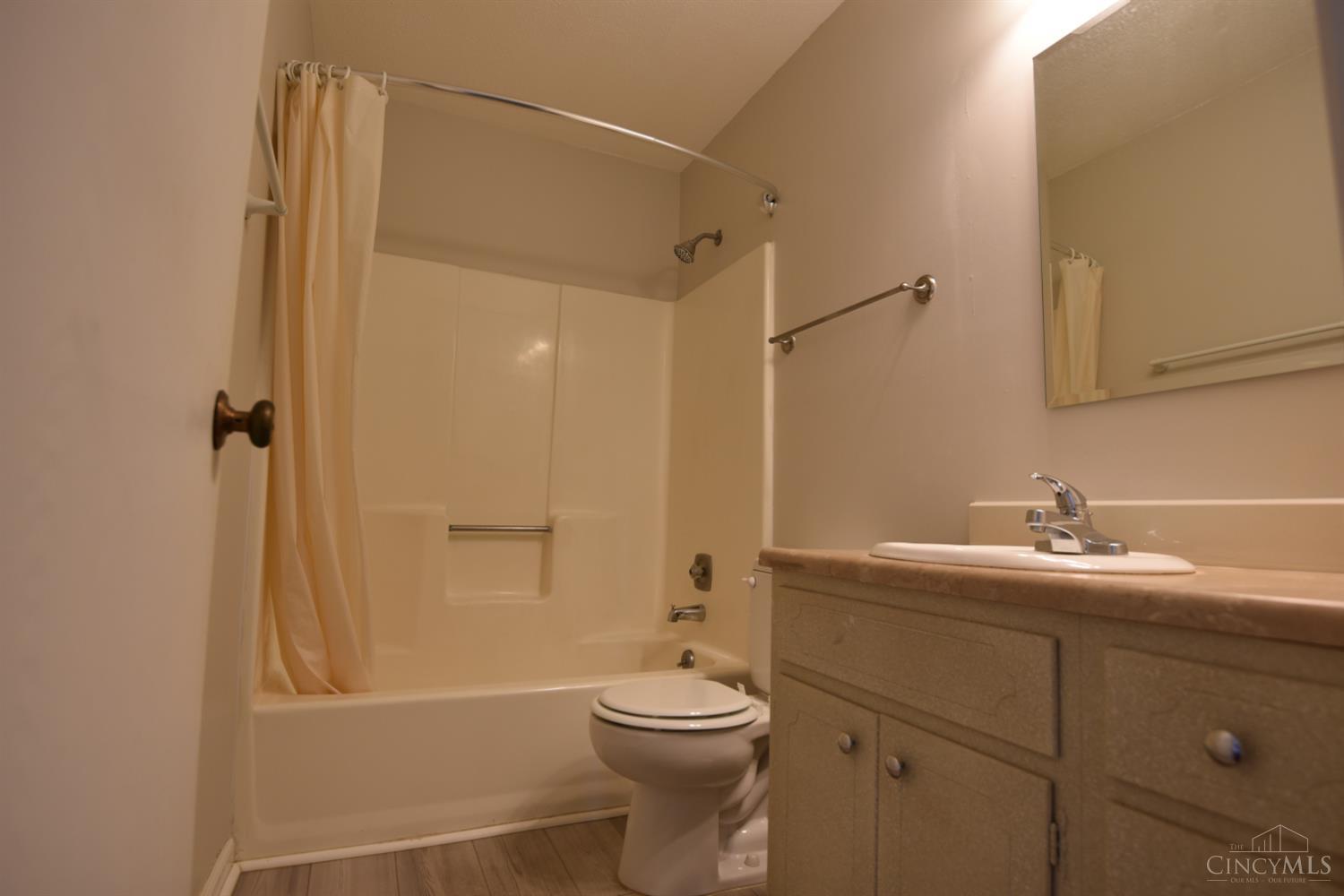 7767 Brams Hill Drive, Washington Twp, OH, 45459 — photo 21
