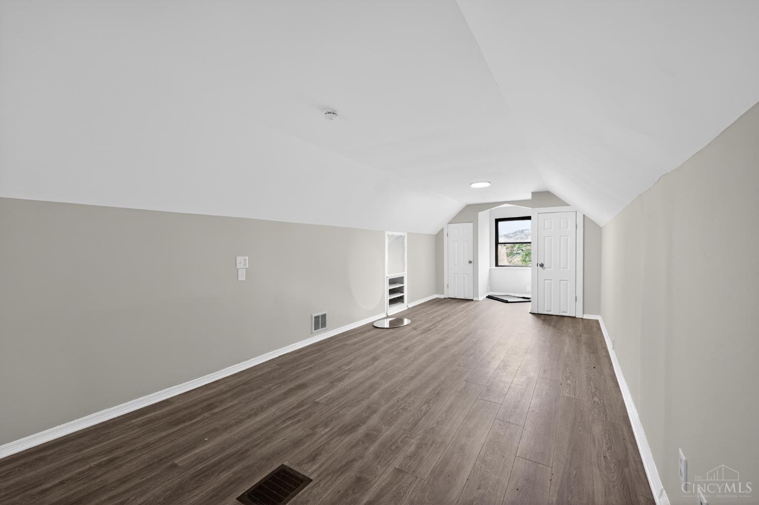 1818 Lawn Avenue, Cincinnati, OH, 45237 — photo 21
