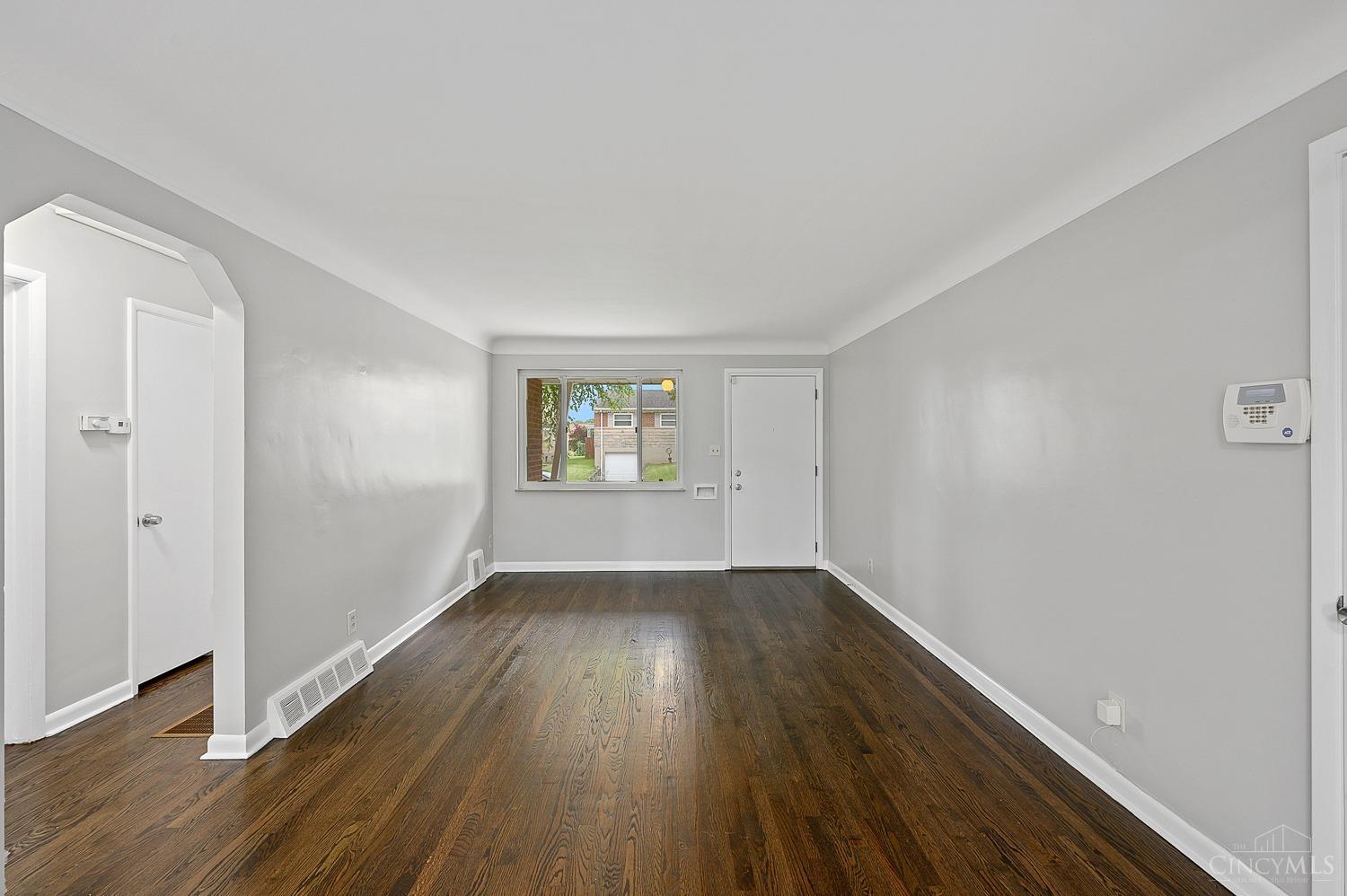 1723 Tuxworth Avenue, Cincinnati, OH, 45238 — photo 8