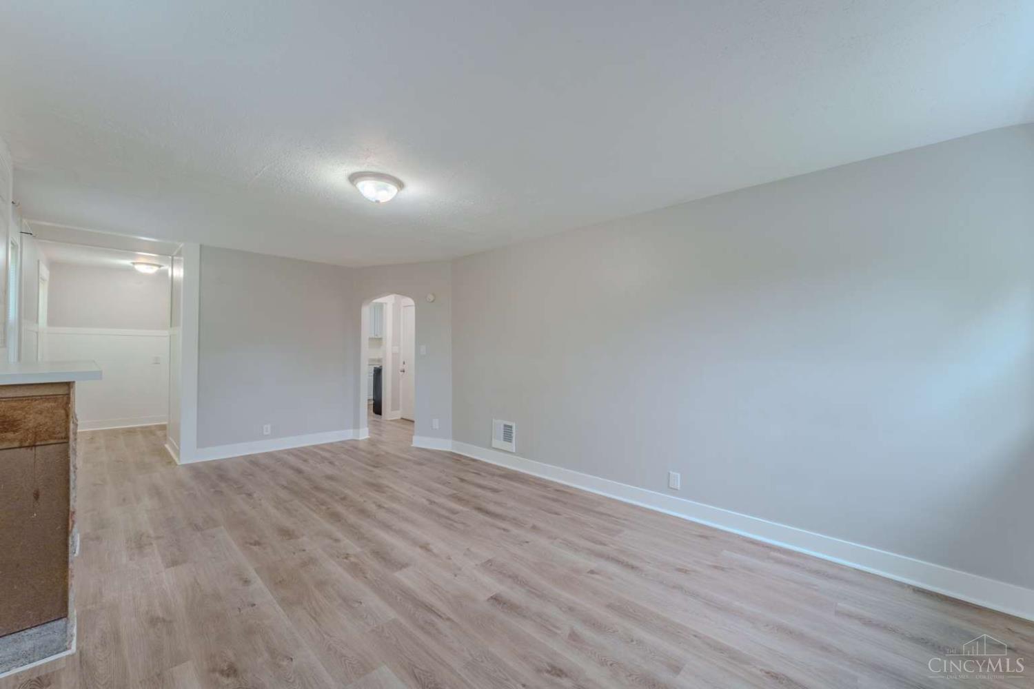 5612 Colerain Avenue, Cincinnati, OH, 45239 — photo 35