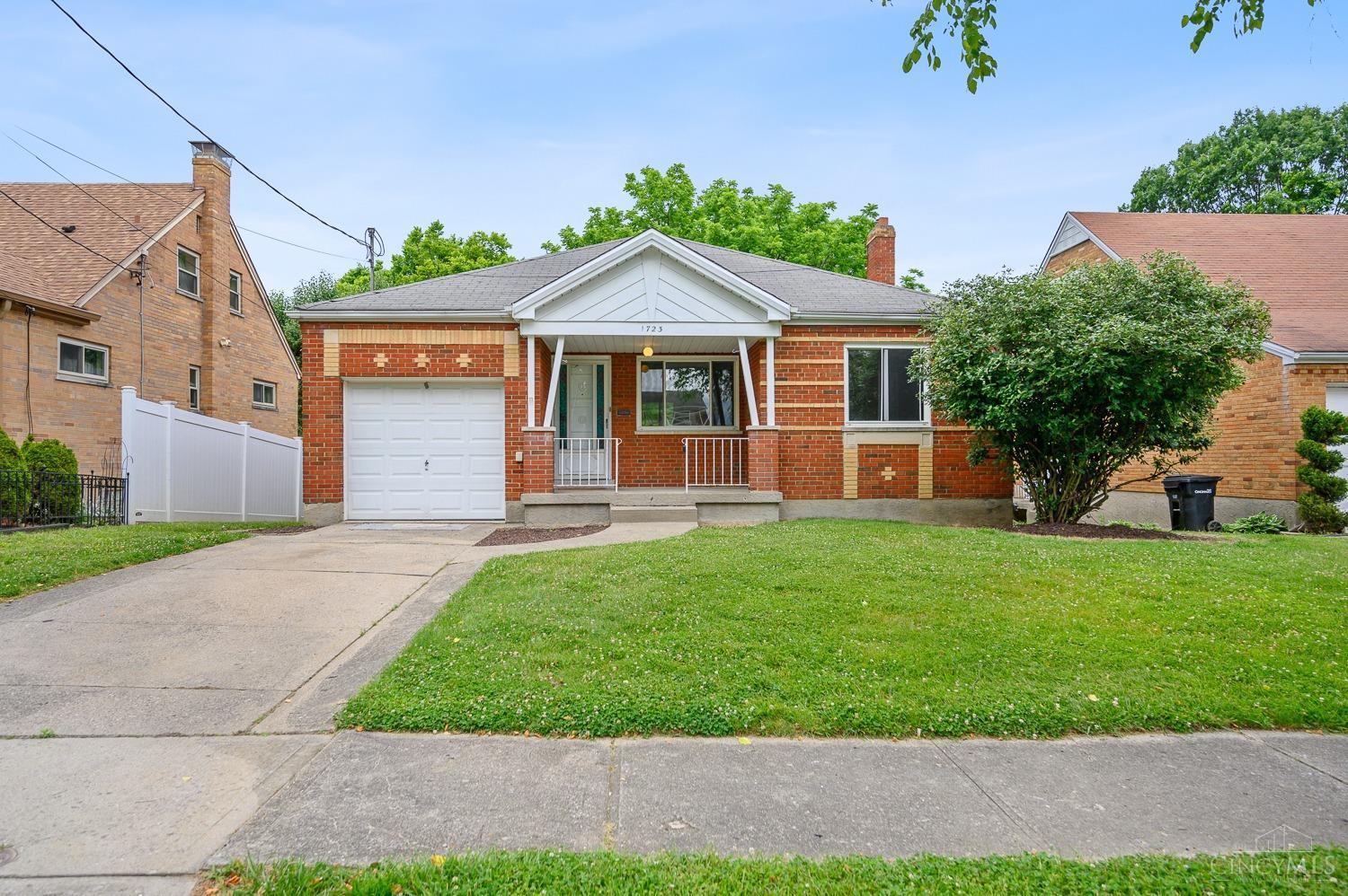 1723 Tuxworth Avenue, Cincinnati, OH, 45238