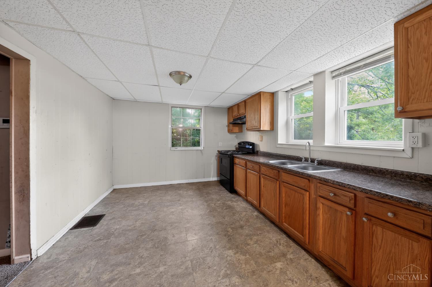 1312 Loveland Avenue, Loveland, OH, 45140 — photo 17