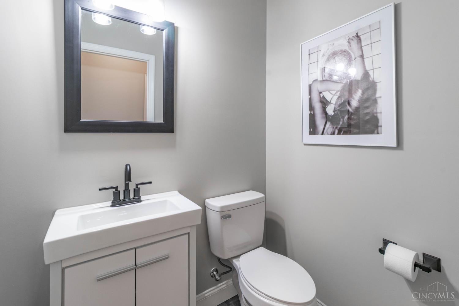 855 Sunrise Ridge Court, Hamilton Twp, OH, 45039 — photo 12