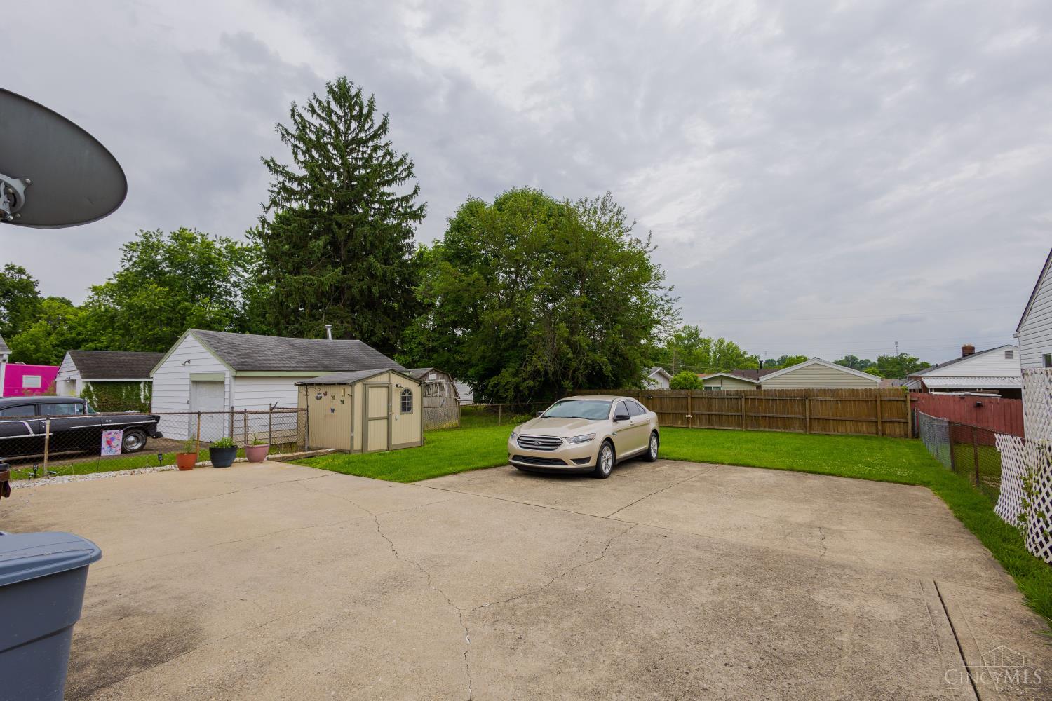 8341 Pippin Road, Colerain Twp, OH, 45239 — photo 17
