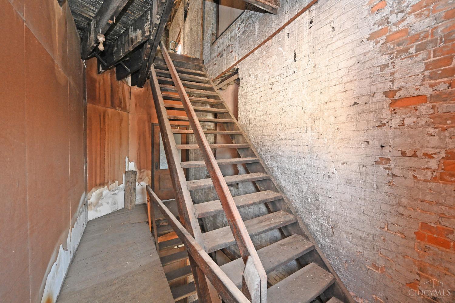 2025 Dunlap Street, Cincinnati, OH, 45214 — photo 14