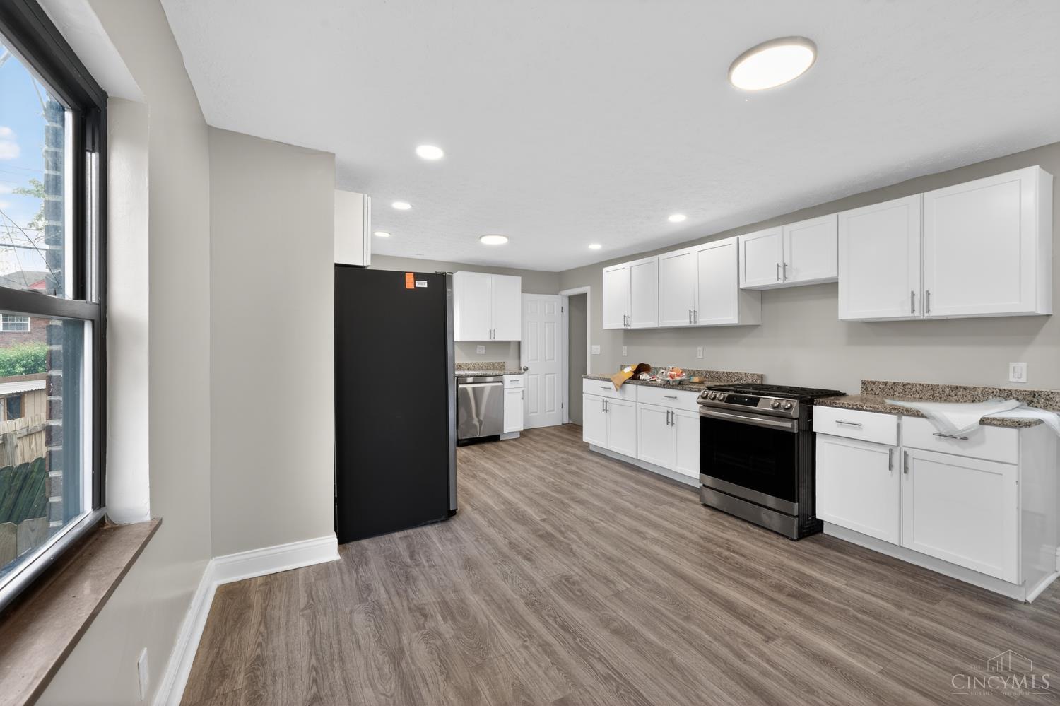 1818 Lawn Avenue, Cincinnati, OH, 45237 — photo 14