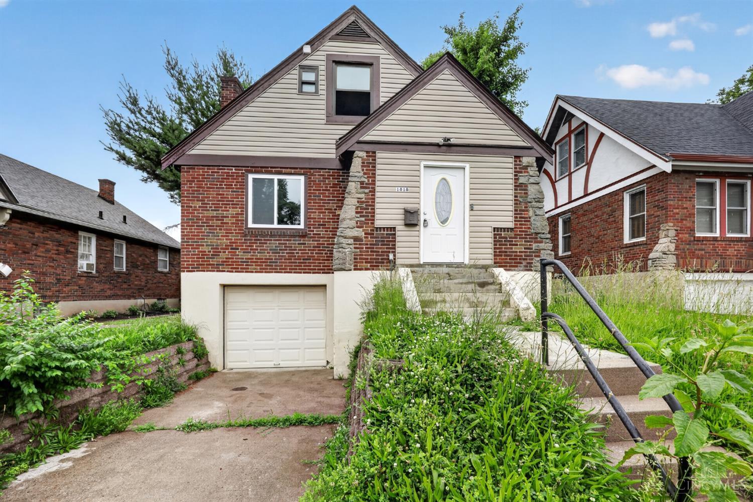 1818 Lawn Avenue, Cincinnati, OH, 45237
