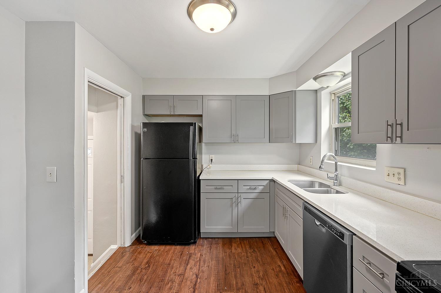 1723 Tuxworth Avenue, Cincinnati, OH, 45238 — photo 10