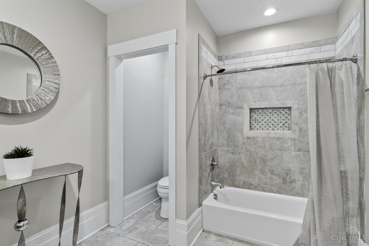1008 Elm Street, Cincinnati, OH, 45202 — photo 27